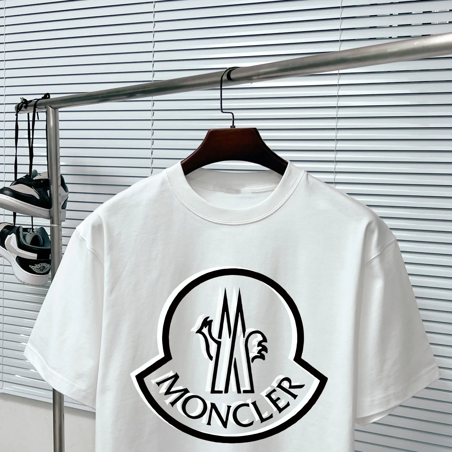 MON 24ss T OS 280 Versatile : White Black Size XS-L
